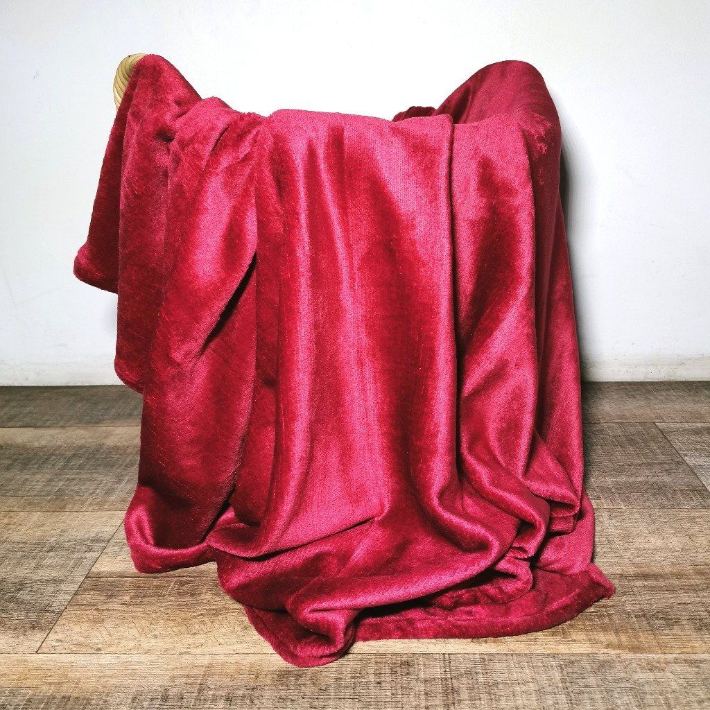 :  🛋️ Ultra-Soft Fleece Throw Blanket – Cozy, Warm & Stylish! ❄️